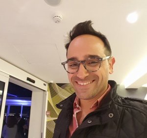 אודות אמיר פלג
